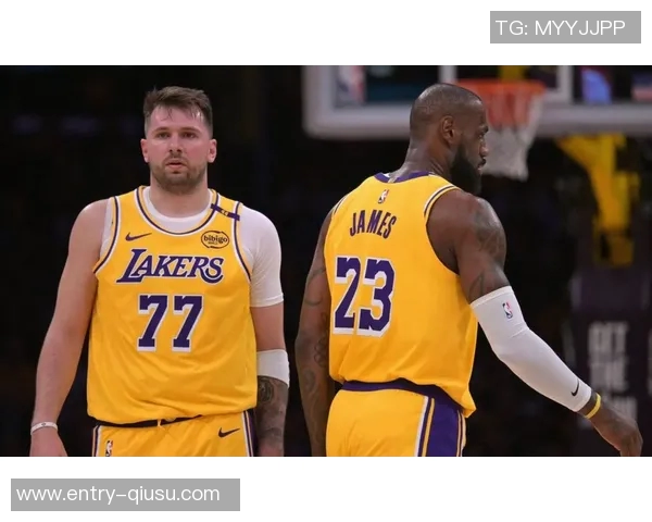 詹姆斯盛赞东契奇末节防守表现令人震惊贡献33分8板11助攻